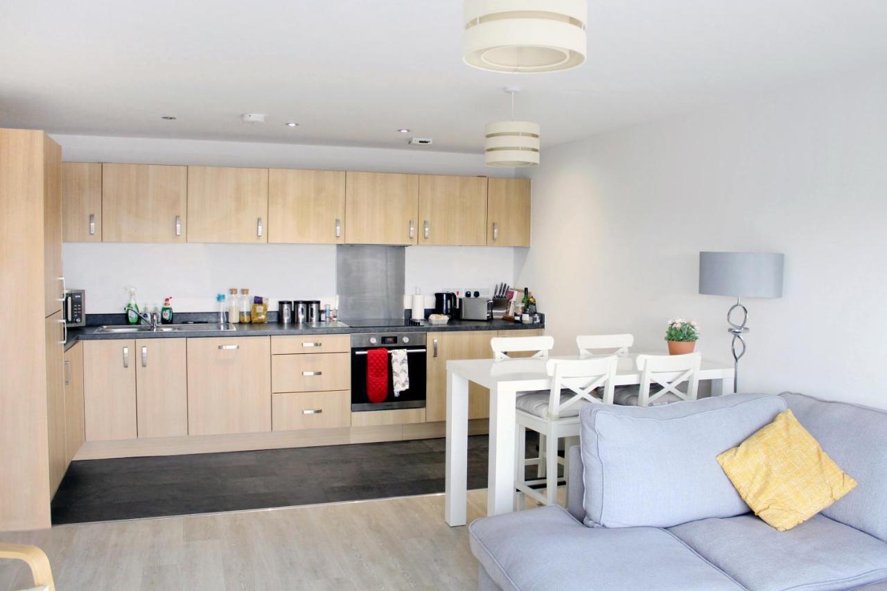 Manchester Escape - Private Room & Bathroom Near Etihad And Coop Arena - Free Secure Parking Ngoại thất bức ảnh