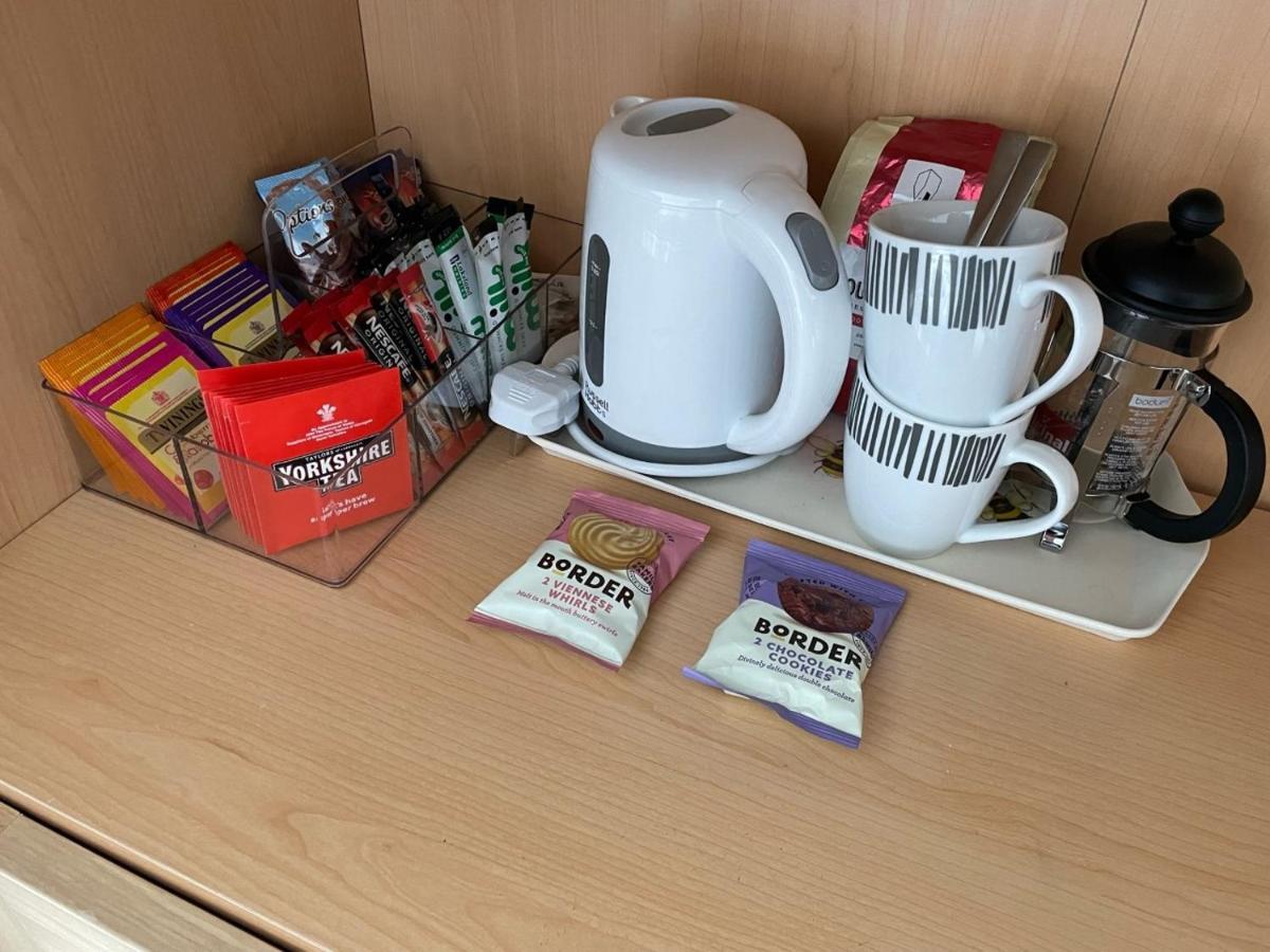 Manchester Escape - Private Room & Bathroom Near Etihad And Coop Arena - Free Secure Parking Ngoại thất bức ảnh